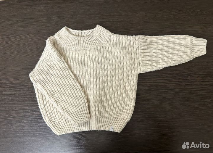 Свитер