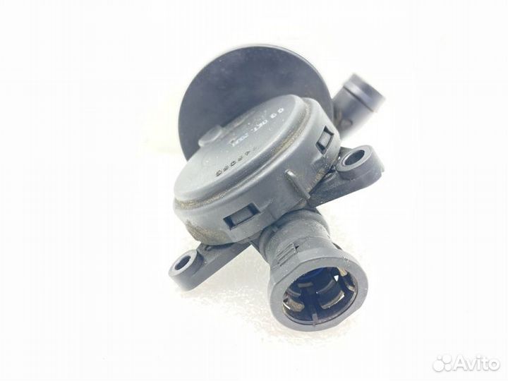 Клапан вентиляции картерных газов Bmw 3-Series E90