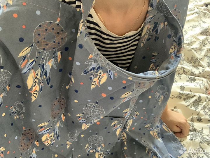 Накидка для кормления