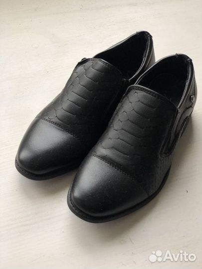 Ботинки школьные