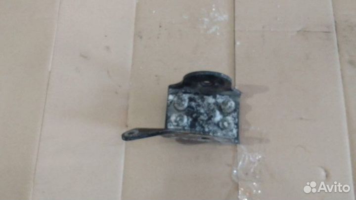 Кронштейн торсиона Man Tga Tgs Tgx