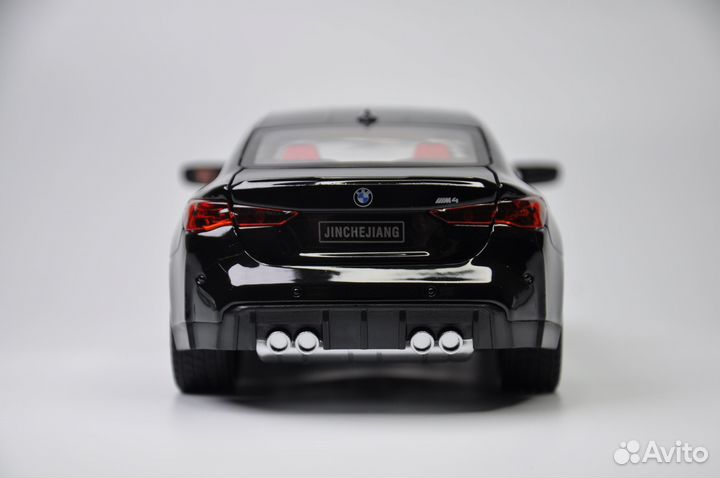 Модель авто BMW M4 Coupe G82/G83 1:24 металл