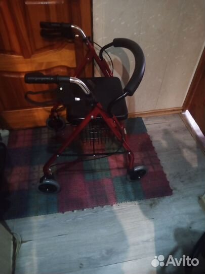 Ходунки для взрослых на колесах