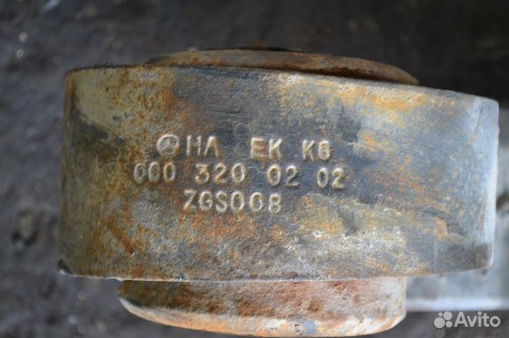 Рессора переднего моста, левая mercedes-benz Actro