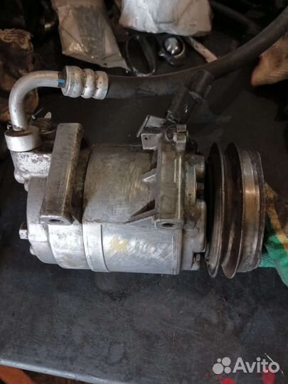 Компрессор кондиционера Mitsubishi L200 IV