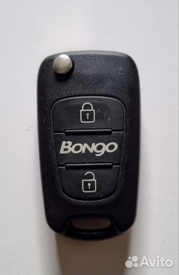 Оригинальный ключ Kia Bongo III (с чипом)
