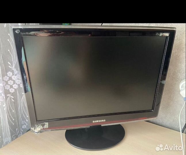 Монитор Samsung SyncMaster T190