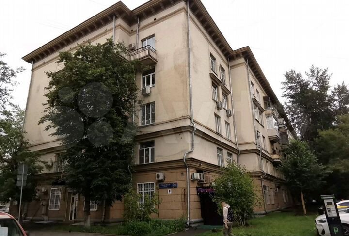 Комната 13,4 м² в 2-к., 4/6 эт.