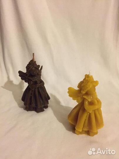 Восковая свеча 