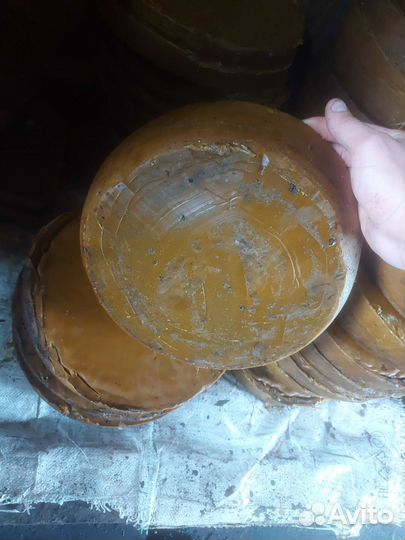 Воск пчелиный