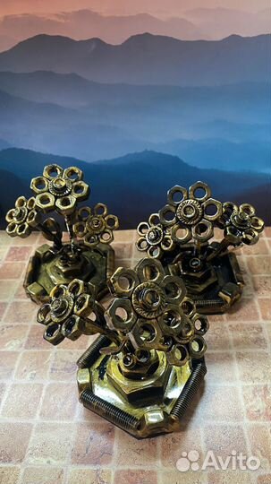 Цветок из гаек