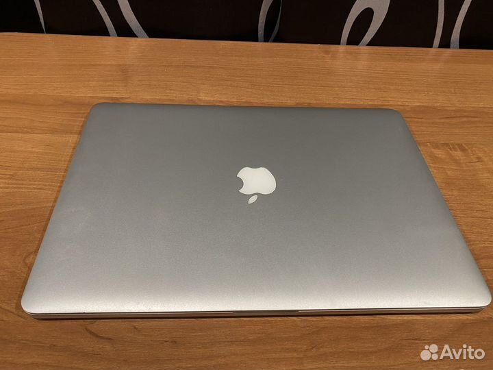 Apple MacBook Pro retina 15