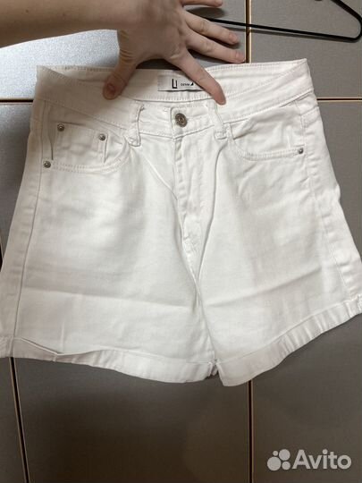 Шорты женские белые 44