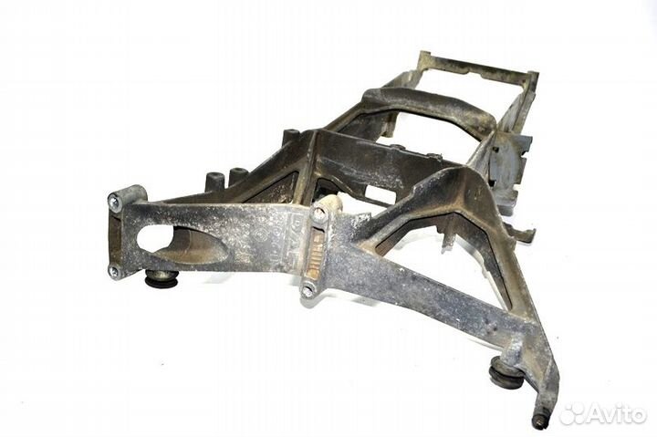 Кронштейн крепления фары, левой DAF XF105 (01.05)