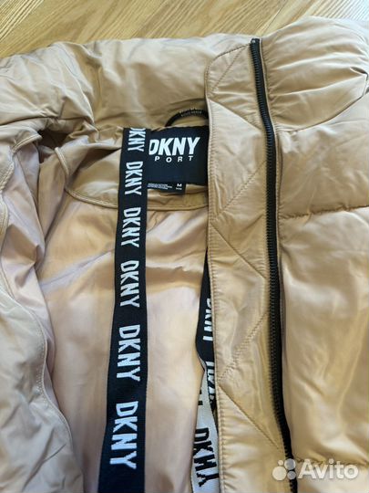 Куртка женская dkny M