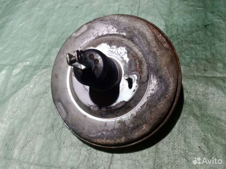 Вакуумник Ваз Калина универсал 1.6 2011