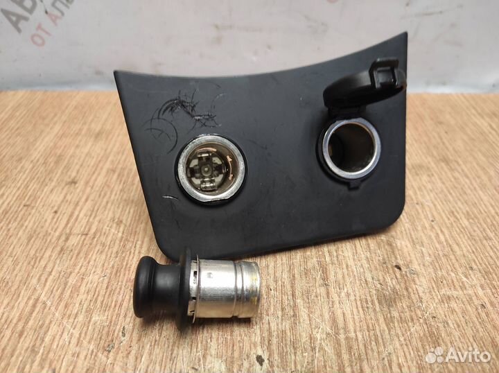 Гнездо прикуривателя Hyundai Solaris 2010-2017