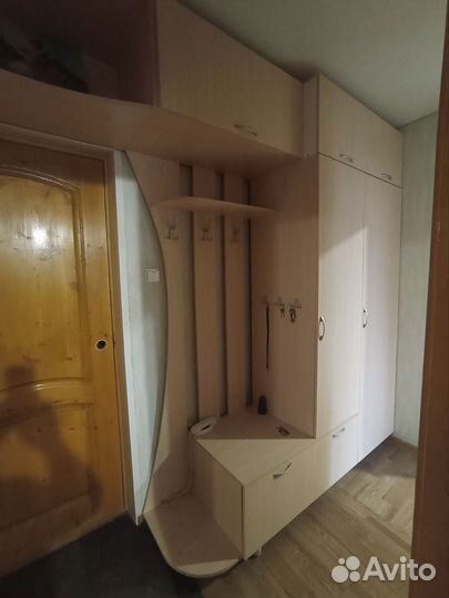 Шкаф в прихожую бу