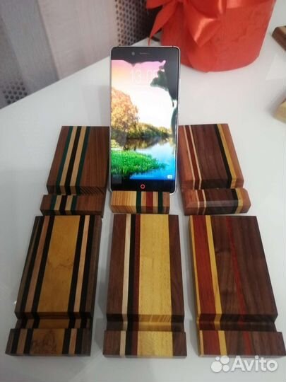 Подставки под телефон