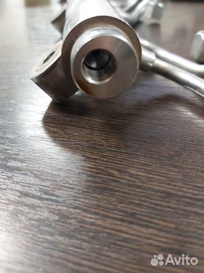 Топливная рейка Bmw X5 50Ix F15 N63N 4.4 2013