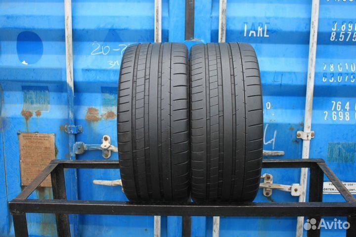Michelin Pilot Super Sport 235/35 R19 99Y