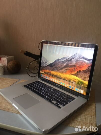 Macbook pro i5 DDR-8gb SSD-512gb