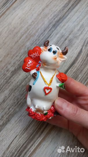 Статуэтки новые/с сердечками/с денежкой