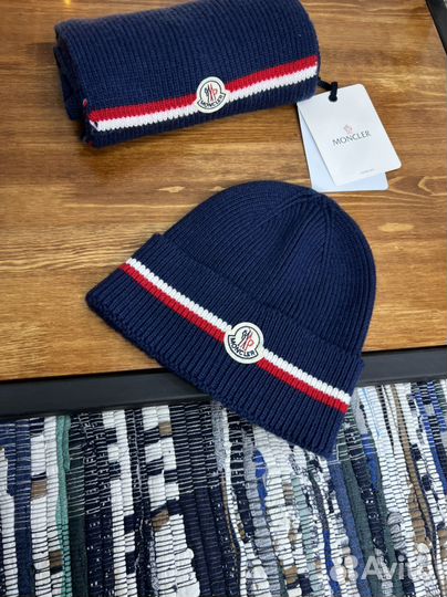 Шапка с шарфом moncler
