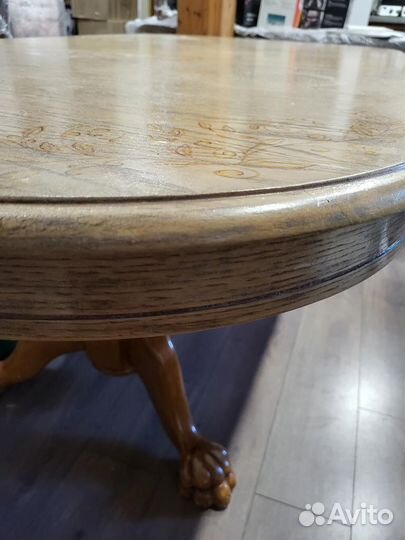 Дубовый стол