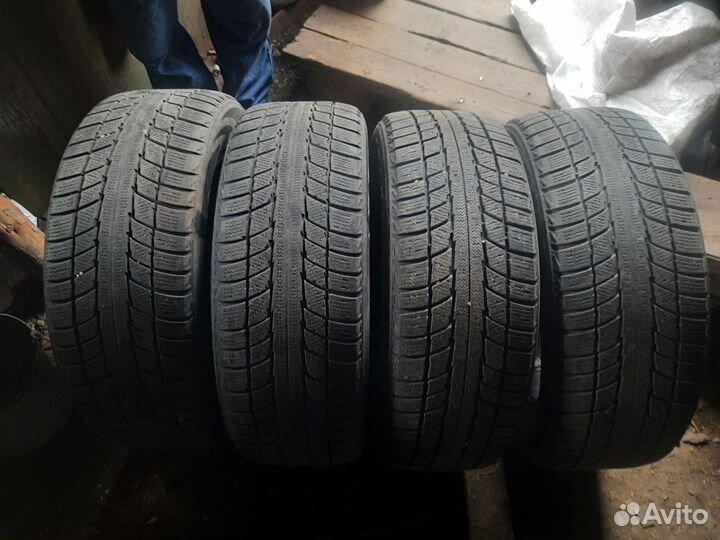 Triangle AdvanteX SUV TR259 235/60 R18
