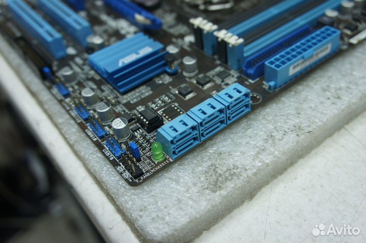 Материнская плата+процессор Asus P7Q57-M DO i3-550