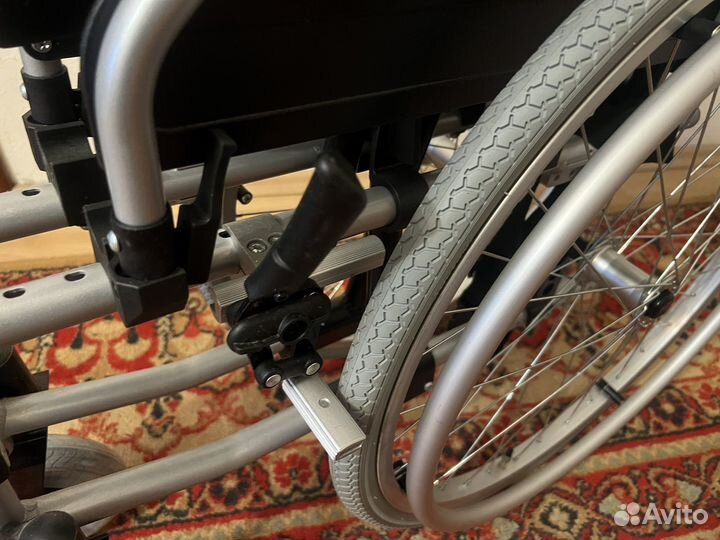Новая Инвалидная кресло-коляска складная KY954LGC