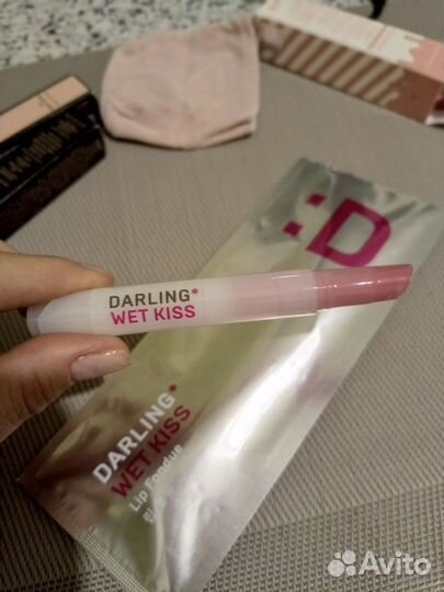 Помада для губ блески