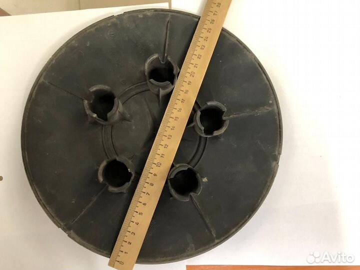 Колпак на диски mercedes vito