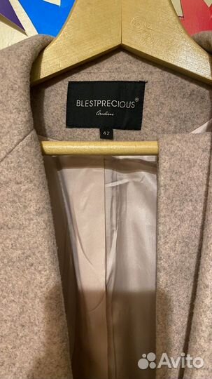 Пальто женское