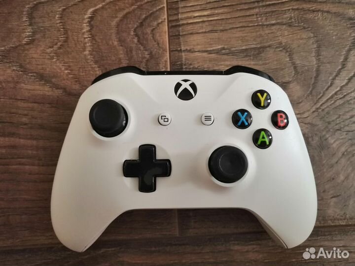Xbox one s 1tb с играми FH 4, Fifa 20, Rdr 2