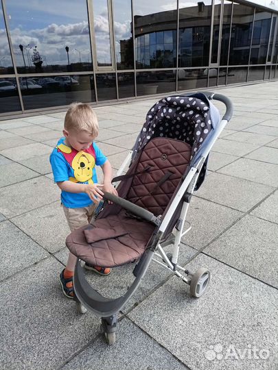 Прогулочная коляска