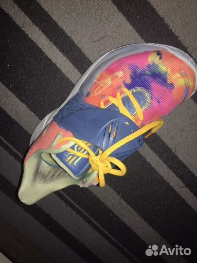 Баскетбольные кроссовки nike kyrie low 3