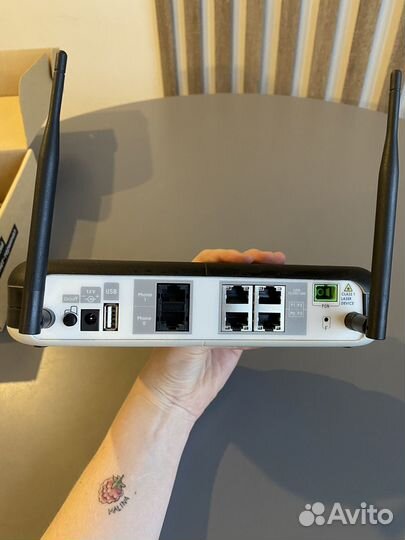 Оптический интернет терминал Eltex NTE-RG-1402G-W