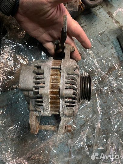 Генератор 1,6 митсубиси лансер 10