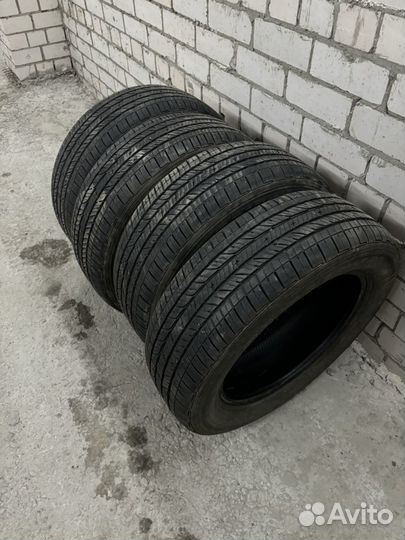 Bridgestone Dueler H/T 215/60 R17 96H