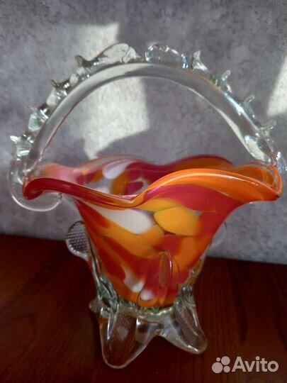 Ваза конфетница цветное стекло,ссср