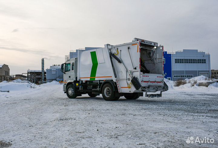 Мусоровоз задней загрузки итм-116J