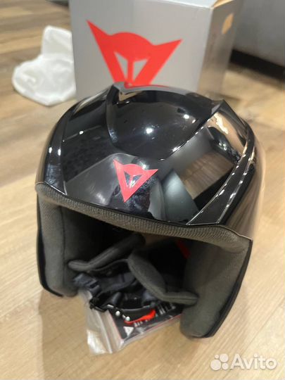 Горнолыжный шлем