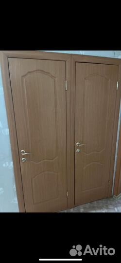 Дверьи в ванную комнату и туалет