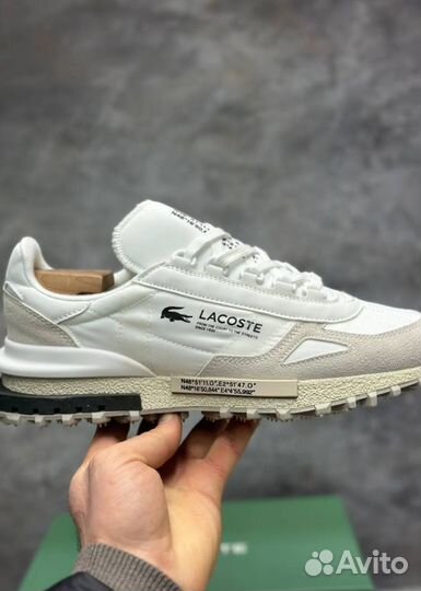 Кроссовки Lacoste стильные