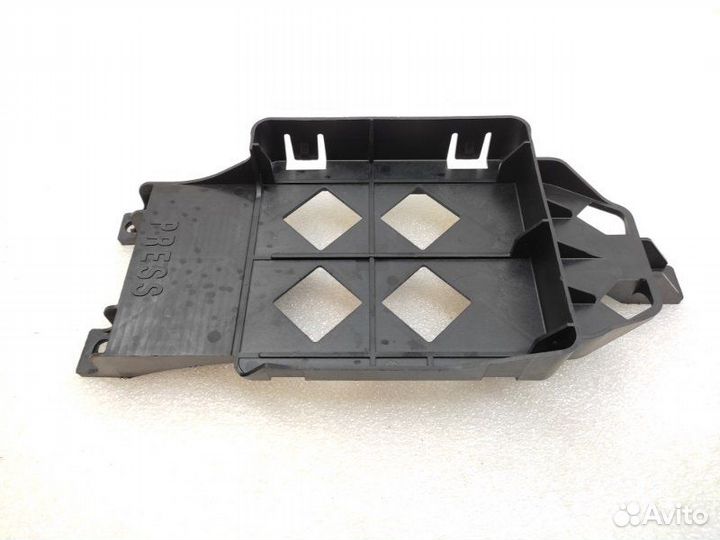 Кронштейн Audi A6 C7 1.8 CYG 2018