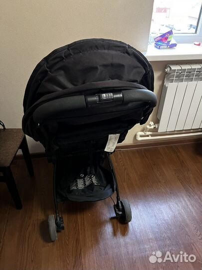 Прогулочная коляска складная joie pact