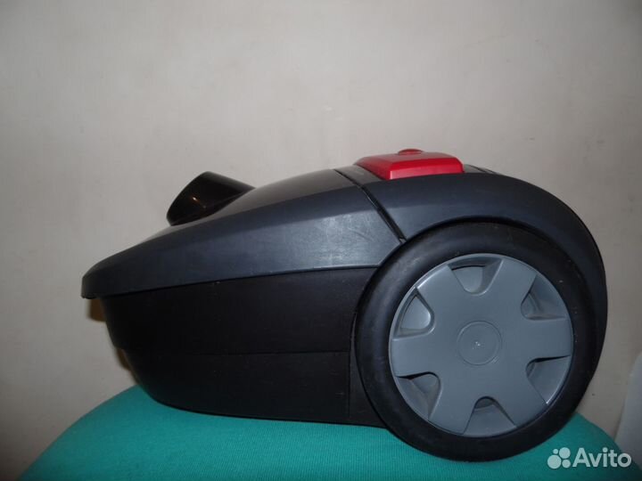 Пылесос Philips FC8620 (на ремонт)