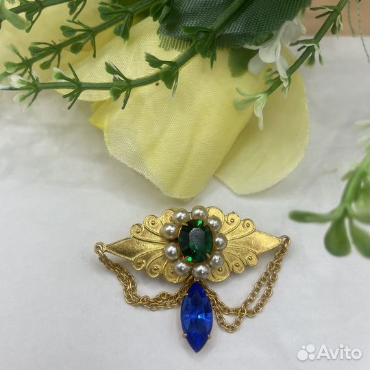 Брошь СССР винтажная с камнями